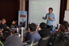 <b>FunDiving̩��������&��Ѹ���ǱˮԱ�γ����»�ع�</b>